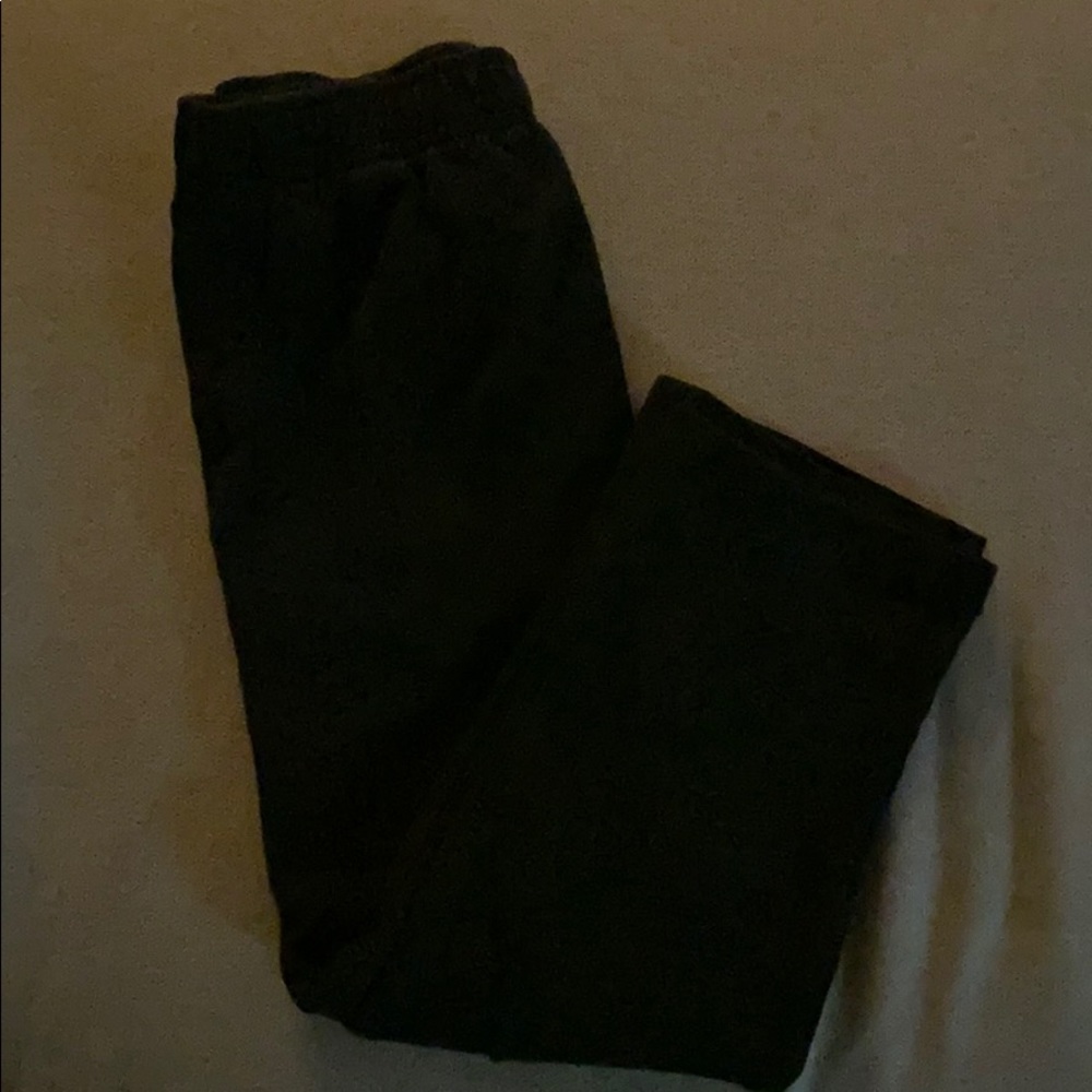 Boys size 5T sweatpants